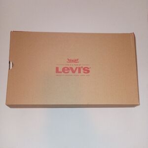 Levi's shoes men's 10